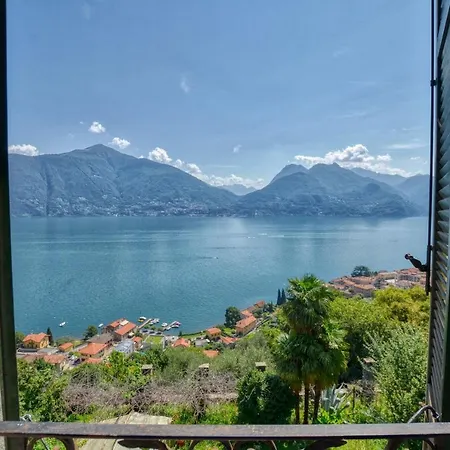 Apartment Pezzo 3-bedroom Lakeview With Shared Garden And Terrace