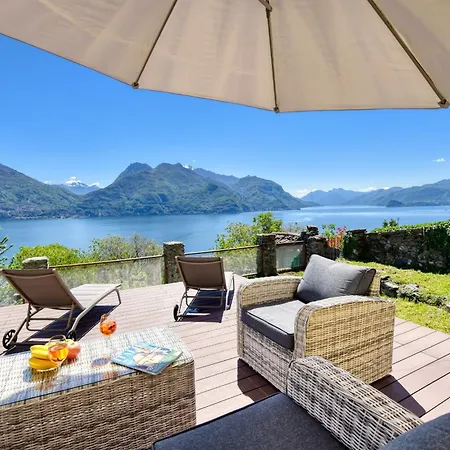 Pezzo 3-bedroom Lakeview With Shared Garden And Terrace *